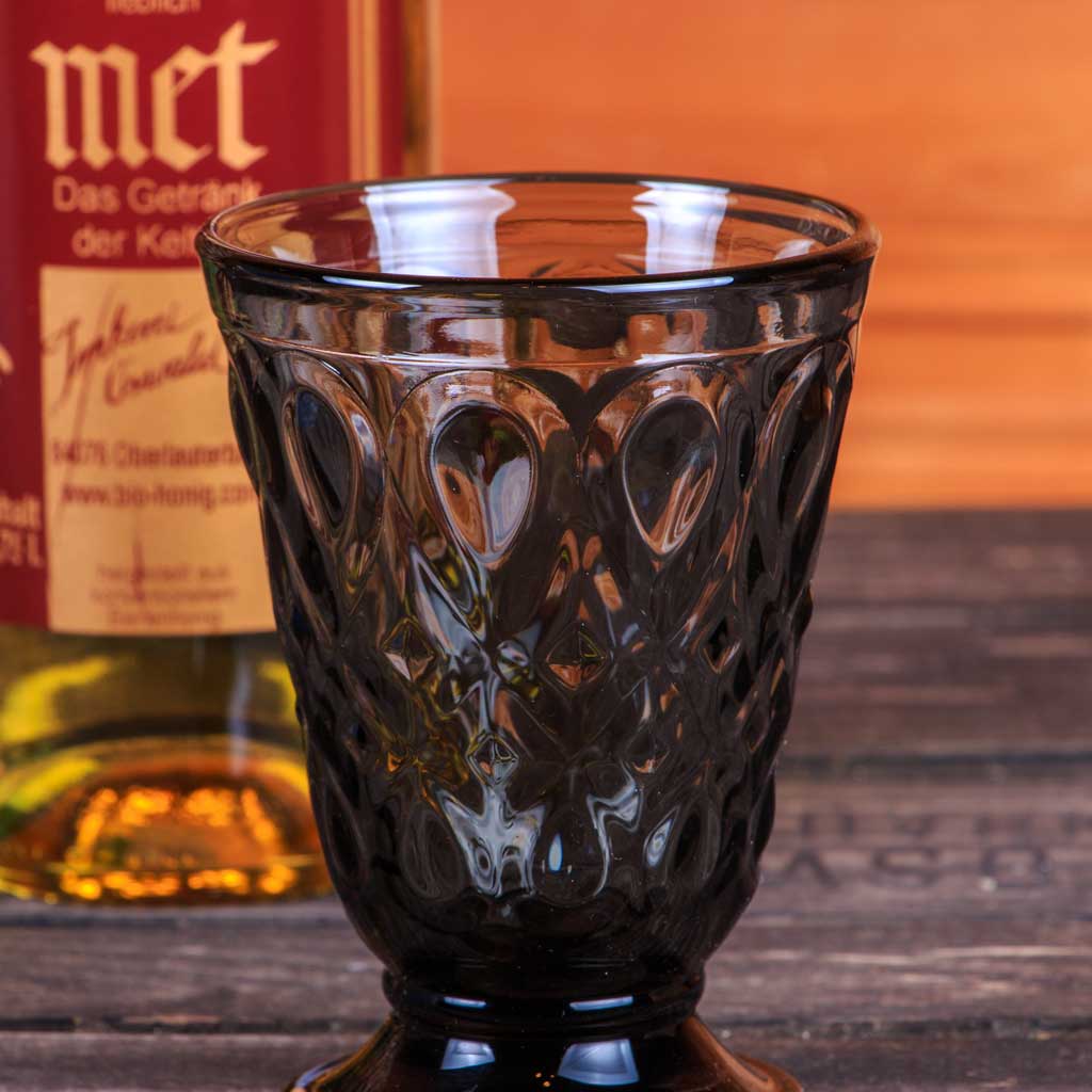 Becher für lieblichen Honigwein, Dunkles Glas, Handarbeit aus Paris, Volumen: 200ml Höhe: 11,3 cm – Bild 3