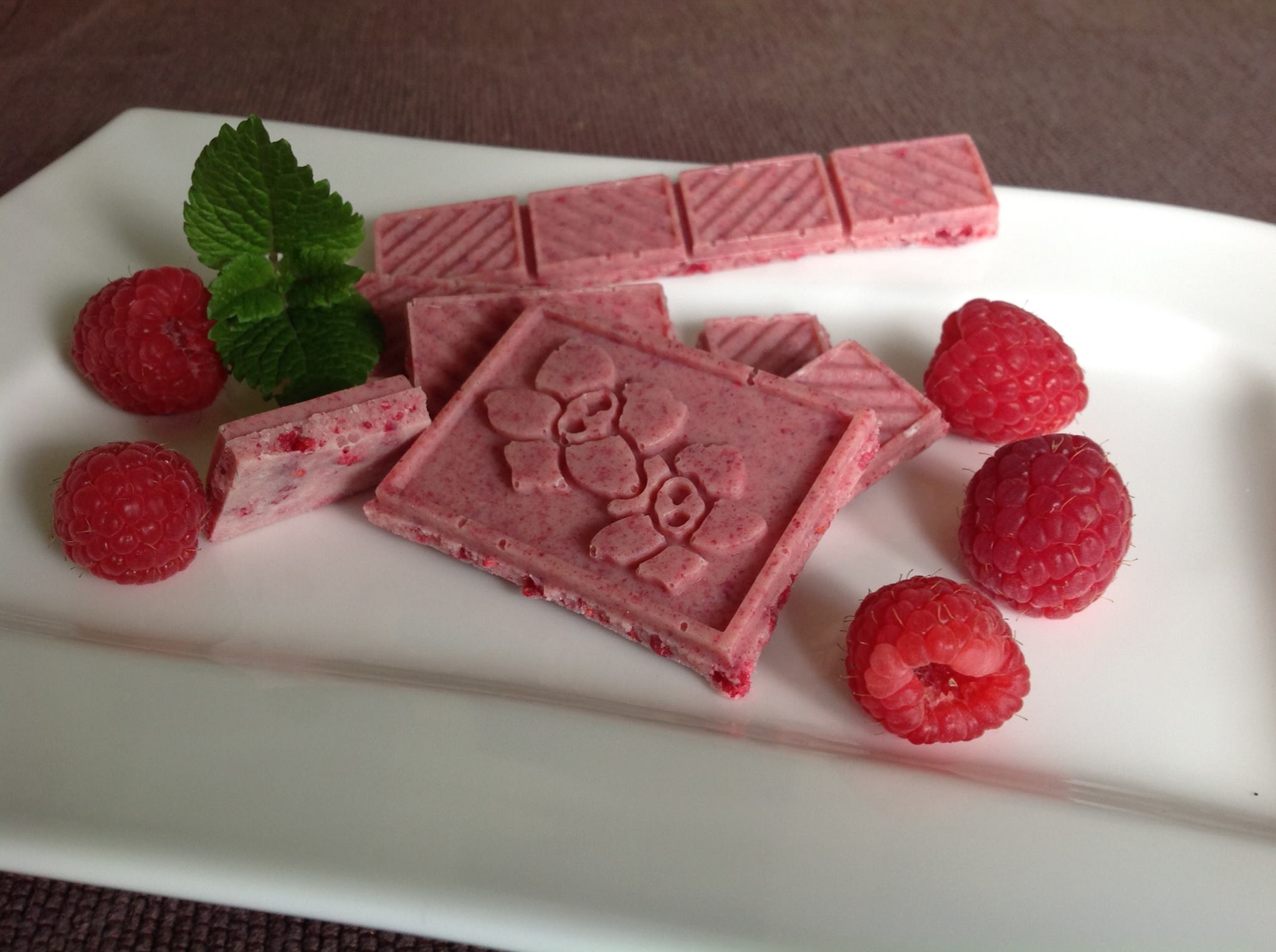 HIMBEEREN gefriergetrocknete ganze Früchte 50 g – 100 % Frucht für low-carb Schokolade, Müsli und als Snack – Bild 4