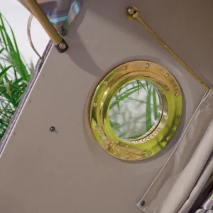 Zubehör: Bullaugen mit Vorhängen