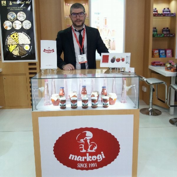 Hausgemachter Tomaten-Paprika-Aufstrich / Lyutenitza (wie Ajvar), grob gemahlen aus dem Dorf Hrishtene Bulgarien, 560 g – Bild 3