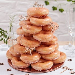 Cupcake Topper “Yum” aus Holz
